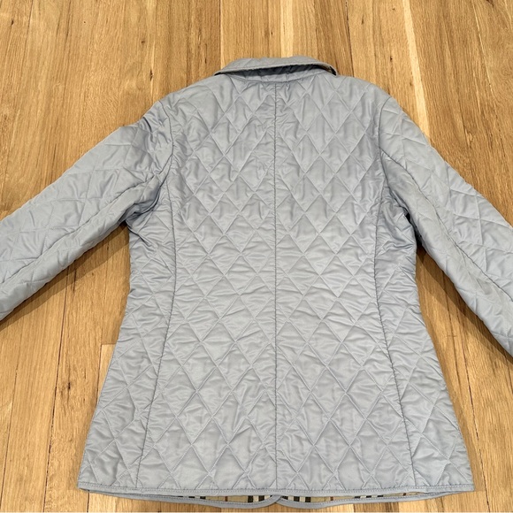 Authentic Burberry Quilted Jacket - Size XS - Picture 4 of 8
